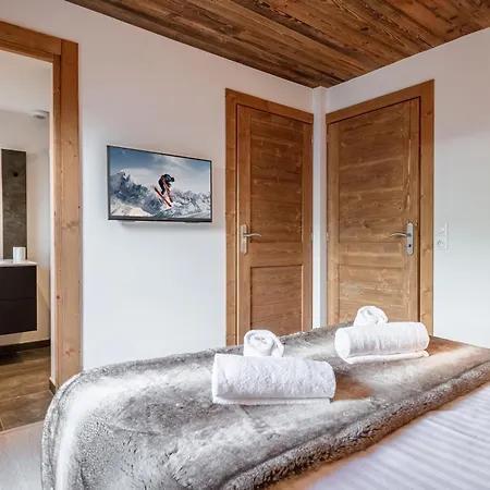 Duplex Centre Pour 6 Avec Balcon Et Garage - Fr-1-343-248 Chamonix